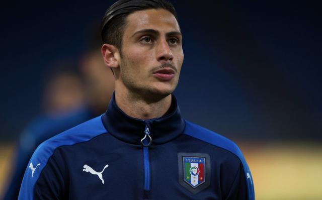 巴萨2比1逆转法兰克福首胜对手