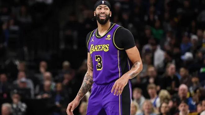 巴萨两年来最快丢球均来自阿拉维斯：分别为开场18秒与43秒